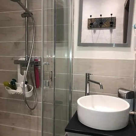 L'Omerade: Appartement De Charme Dans Une Maison Audomaroise Saint-Omer  Exterior foto